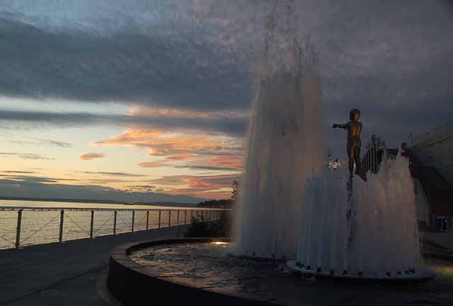 Seattle statue